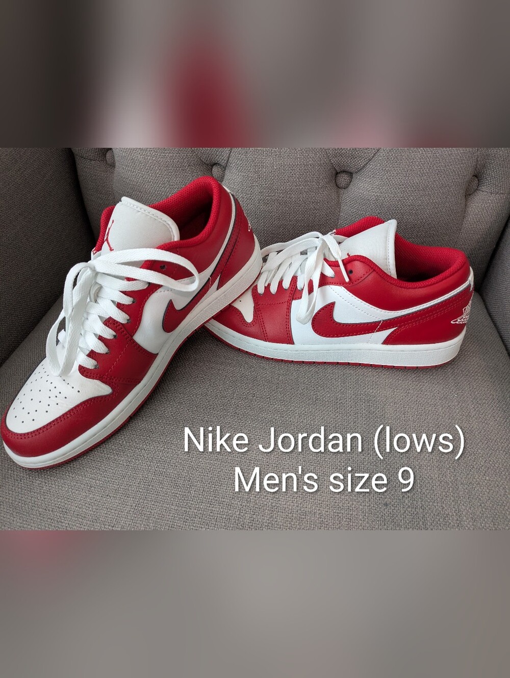 Nike Low Top Sneakers - Red & White